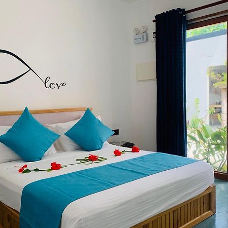 Ithaa Thoddoo Inn Exteriör bild
