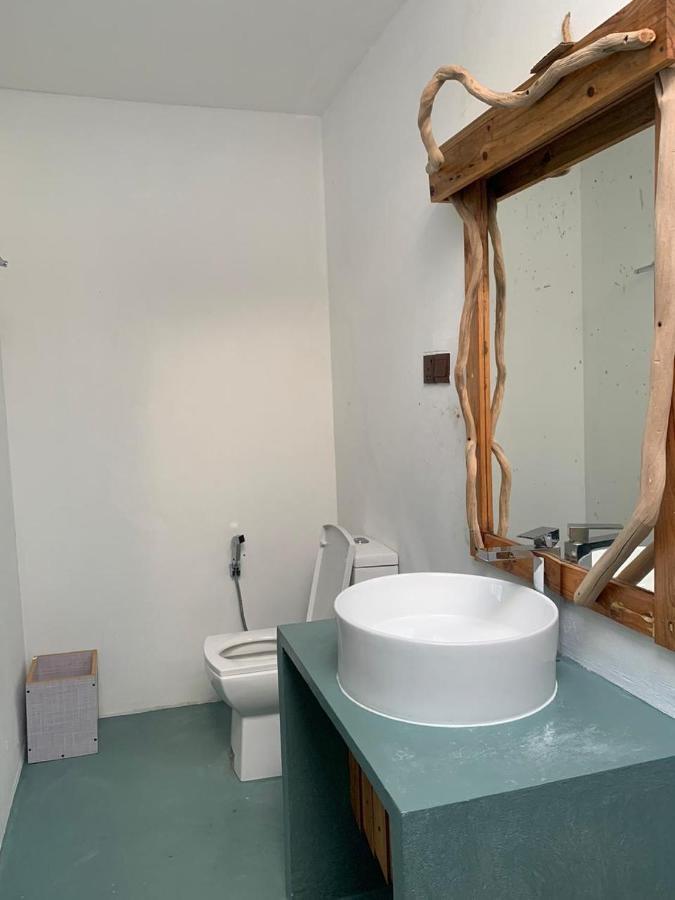 Ithaa Thoddoo Inn Exteriör bild